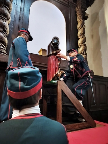 roch4.jpg