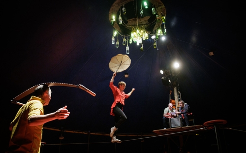 Cabaret Renversé.jpg