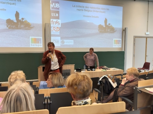 conférences2.jpg